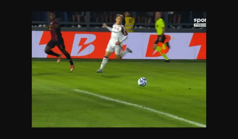 1-poster-35870561-8pvvck