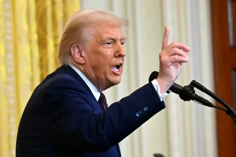 110023053-us-preside-h5ks18