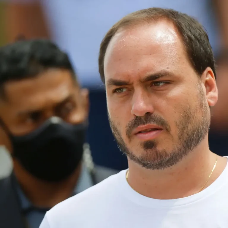 67b88501d7b395-dce6ur