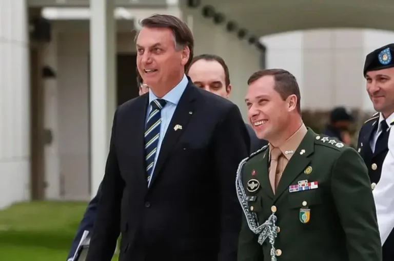 Bolsonaro-Cid-z0katg