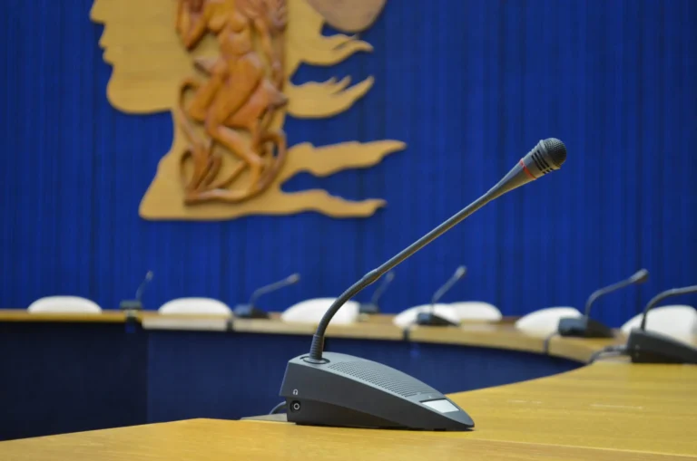 DSC-0006-1-scaled-mhb2dg