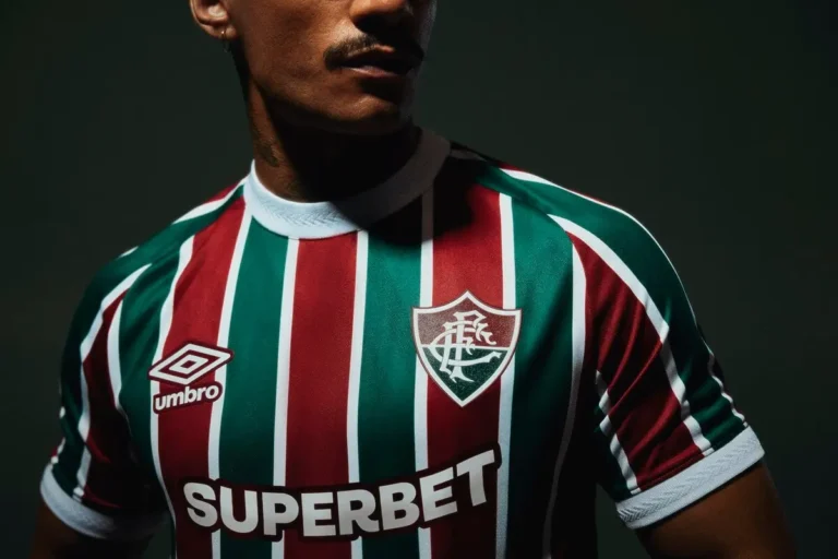 Fluminense-e-Umbro-a-9ph8y3