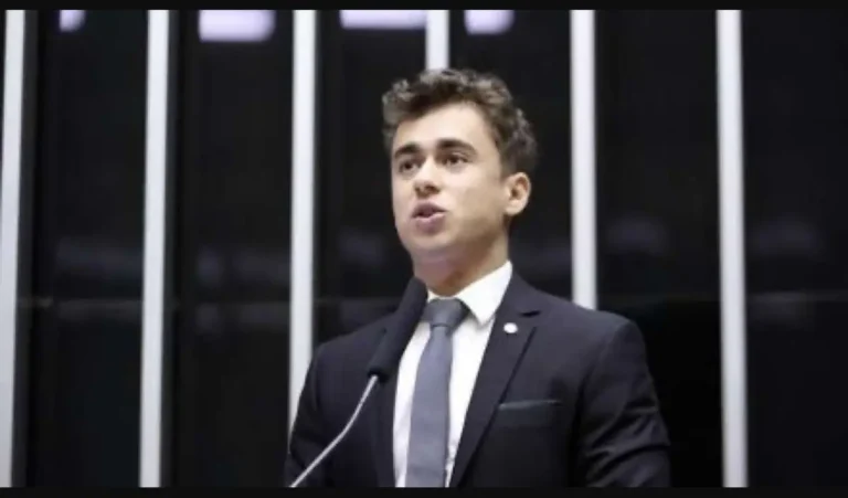 Nikolas-Ferreira-qg4zwt