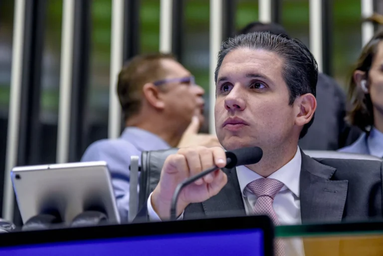 anistia-Motta-Hugo-2qapbx