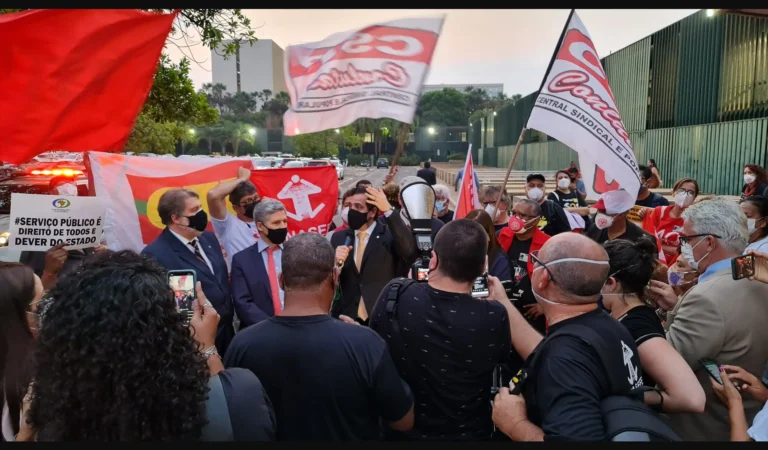 vigilia-scaled-5srqup