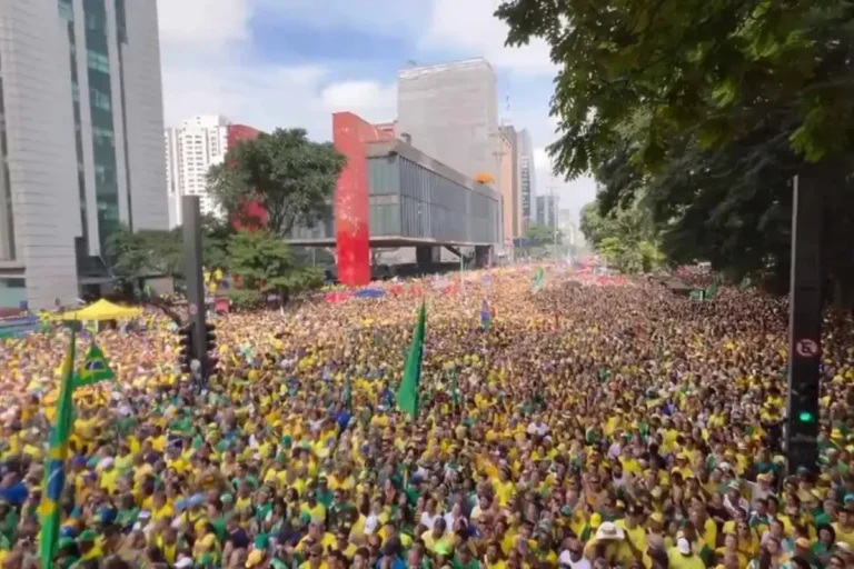 ato-bolsonaro-paulis-ynwpr4