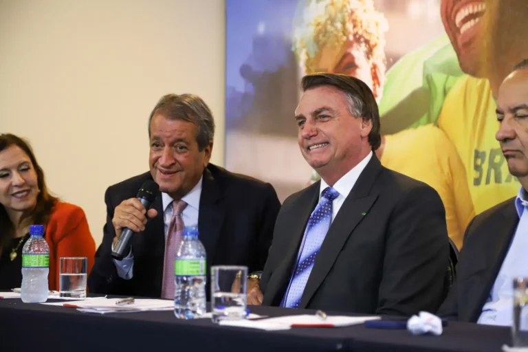 bolsonaro-valdemar-ik9cqc
