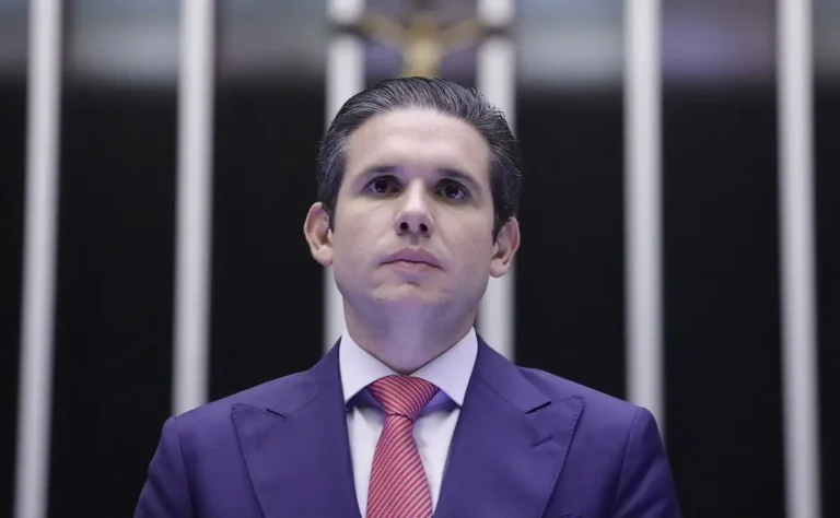 hugo-motta-553764-02ba81