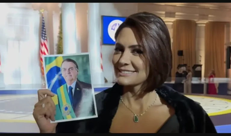 michelle-foto-trump--5nu3dr