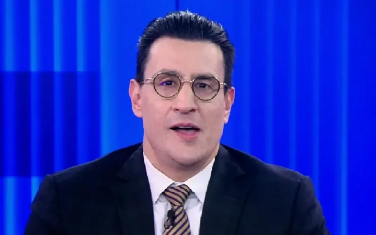 tiago-pavinatto-jove-i22lqm